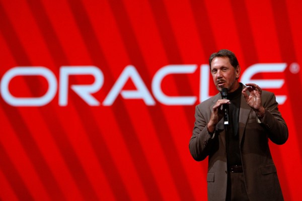 Industry Leaders Address Oracle Software Conference